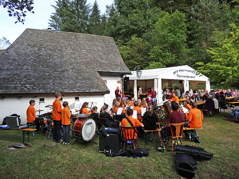 Zwiebelkuchenfest Jugendkapelle 2013_3