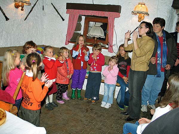 Zwiebelkuchenfest Jugendkapelle 2005_3