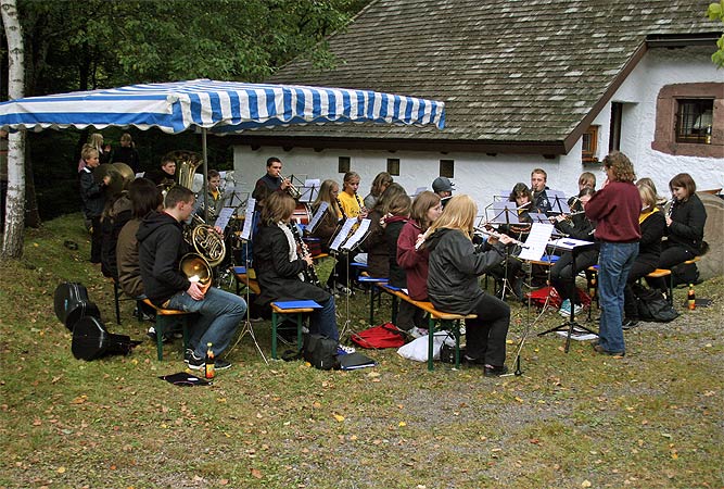 Zwiebelkuchenfest Jugendkapelle 2008_3