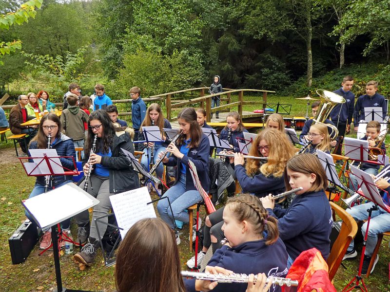 Jugendorchester beim Zwiebelkuchenfest_2